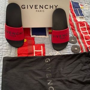 KIDS/TODDLER GIVENCHY RED SLIDES SIZE EU 27 US 10